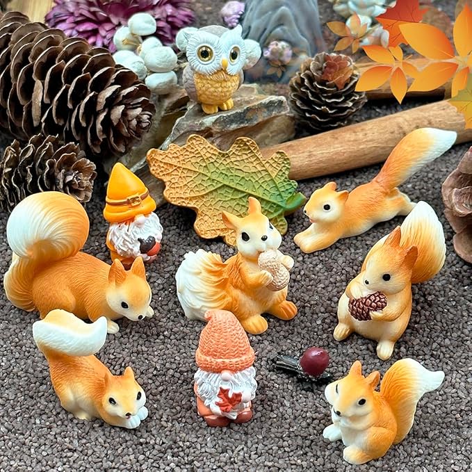 Miniature Squirrel Figurine, 21Pcs Mini Resin Squirrel Figures,Tiny Fall Forest Animals Figurines Fairy Garden Accessories for Outdoor Landscape Garden Lawn Pot DIY Cake Decorations