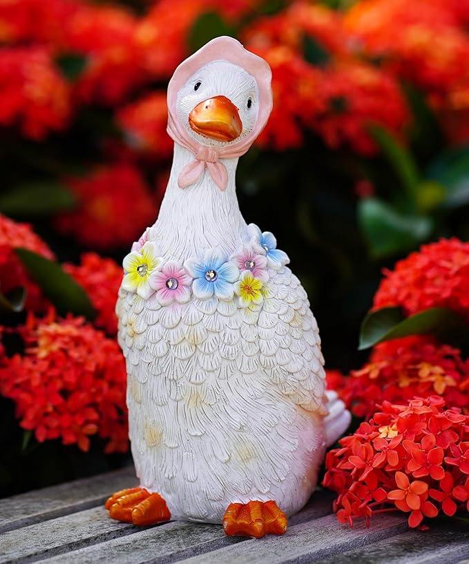 Porch Goose Statues for Garden Decor: Outdoor Sculpture for Lawn Patio Yard Balcony Ornaments - Gifts for Mother Grandma Women(White)