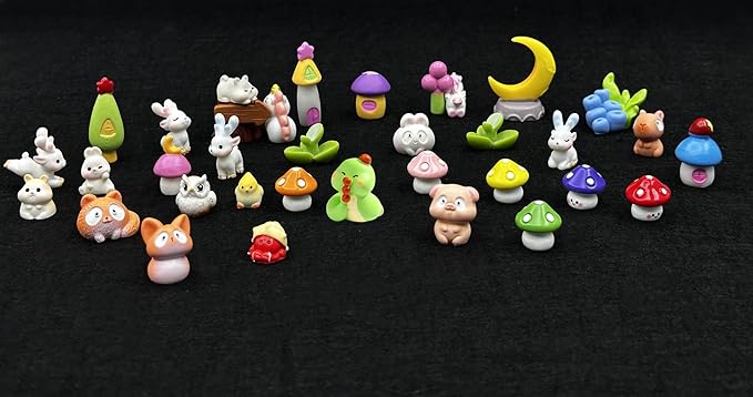 Geiomoo Mini Resin, Mixed Garden Accessories Model, Miniature Set for DIY Crafts Home Landscape Fish Tank Decors (35 Pcs)