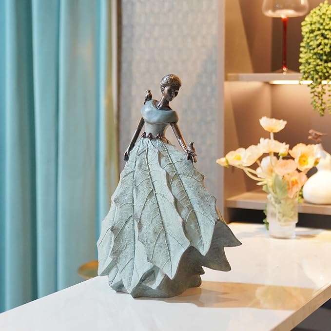 DiliComing Fairy Garden Statue Home Decoration - Outdoor Statue Table Decor for Living Room Garden Maiden Bookshelf Decor Xmas Resin Holly Leaves Maiden Green Statue