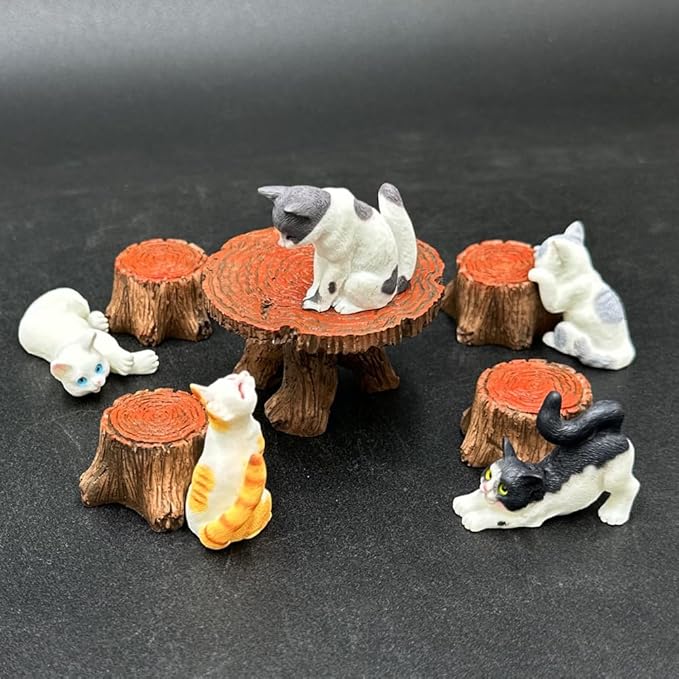 Smoothedo-Pets Small Polyresin Miniature Garden Figurines Accessories/Supplies/Fairy Garden Animals for Fairy Garden/Bonsai Craft Decor (Cat/Table Set)