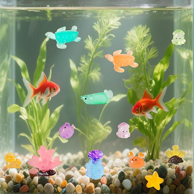 Luminous Mini Resin Ocean Animals Tiny Resin Sea Animal Tiny Turtle Octopus Dolphin Shark Miniature Figurines for Fish Tank Decorations, Glow in The Dark for Garden Miniatures Accessories 50 pcs