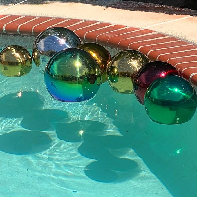 Lily's Home 12 Inch Stainless Steel Gazing Globe Mirror Ball, Colorful and Shiny Addition to Any Garden or Home, Ideal As a Housewarming Gift, Sparking Green