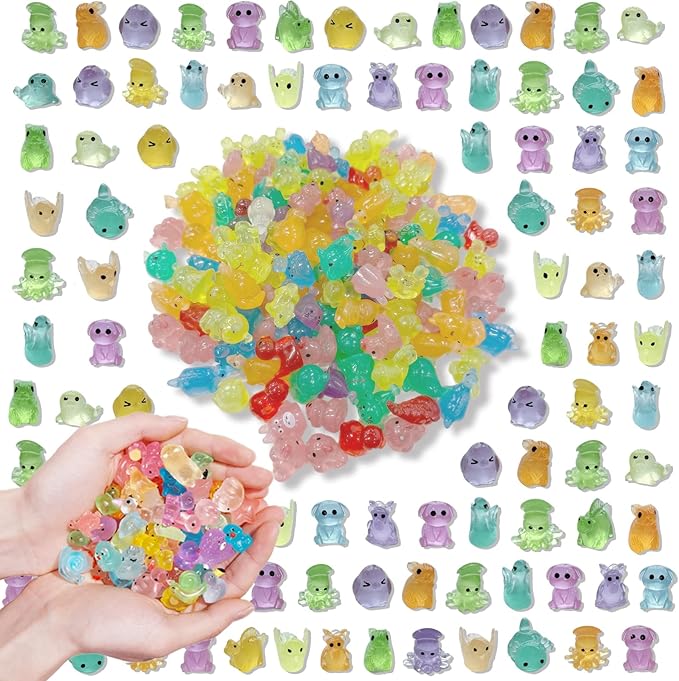 150/200 Mini Resin Animals Variety Pack Kit, 30 Types Tiny Resin Animals Figures, Hide Mini Figures Micro Landscape Ornaments Fairy Garden Accessories (200)
