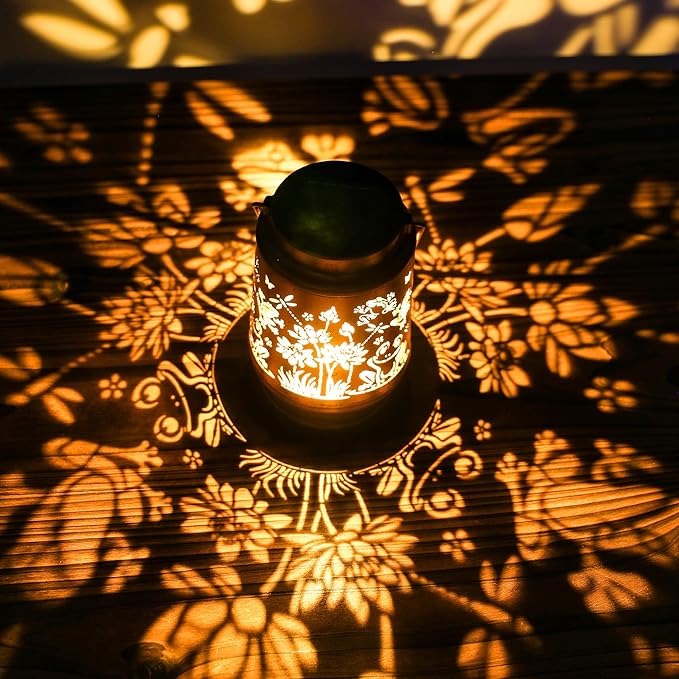 Frog Solar Lanterns Outdoor Waterproof - Decorative Hanging Solar Lights for Garden Patio, Gifts for Women, Men, Frog Lovers, Yard Table Lawn Porch Pathway Decor