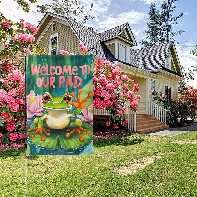 Frog Garden Flag Vertical Double Sided Outdoor Yard Flags 12.5x18 Inch Burlap Banners for House Lawn