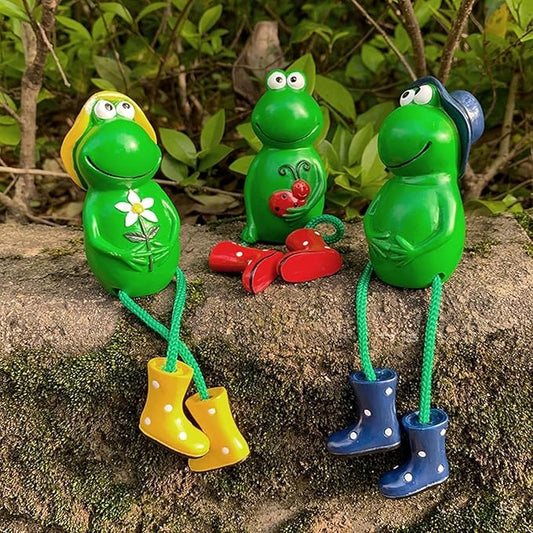 Cute Frog Garden Decor for Outside, Funny Resin Garden Statues Yard Decoration Outdoor, Unique Frog/Rabbit/Monkeys Art Figurines for Patio Lawn House (Frogs a)