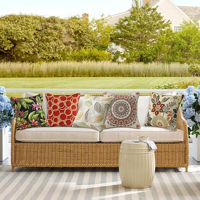 Outdoor Decorative Pillows Pack of 4, 18" x 18" Outdoor Pillow Set for Couch Bed Throw Patio Sofa, Circle Red