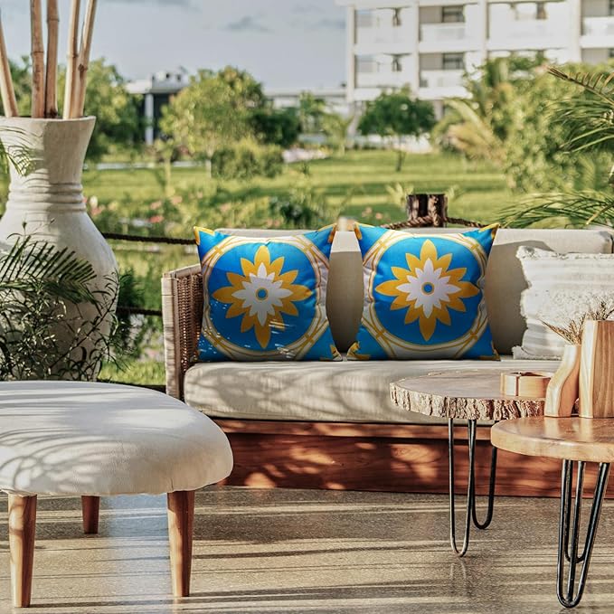 Outdoor Throw Pillows Waterproof Set of 2 Patio Pillows 18×18 Inch Decorative Pillows for Bed, Couch, Sofa and Patio Furniture