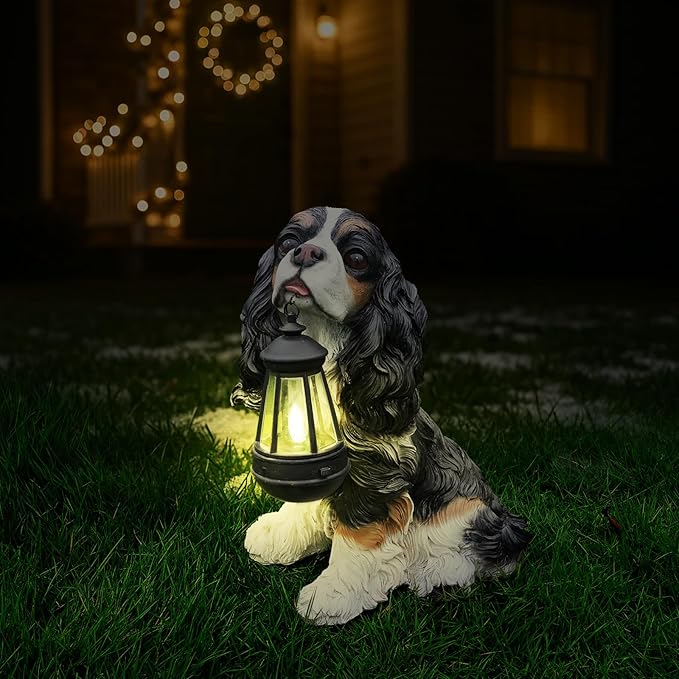 Charming Cavalier King Charles Spaniel Welcome Dog Statue with Solar Lantern, Hand-Painted Sitting Resin Puppy Figurine with Reversible Signs for Garden, Patio, and Porch Décor