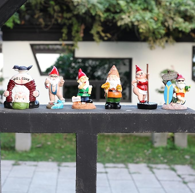 Swimming Dwarf，Gnome Garden Decorations Resin Statue Outdoor Statue Lawn Yard Balcony Porch Home Decorations Garden Decor