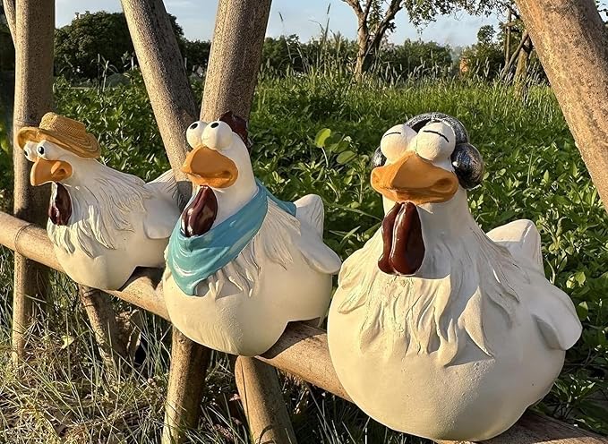 Funny Farm Chickens Statues,Chicken Fence Decoration,Cute Resin Chickens Decor,Outdoor Real Animal Statue,Chicken Sculpture,Perfect for Home Garden Stairs,Farm,Patio,Backyard