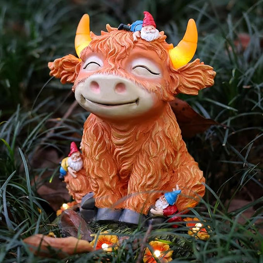 Solar Garden Statue Highland Cow Figurine with Funny Gnomes Garden Outdoor Decor for Yard Patio Lawn Christmas Housewarming Gifts for Women,Mom,Grandma (Yellow)