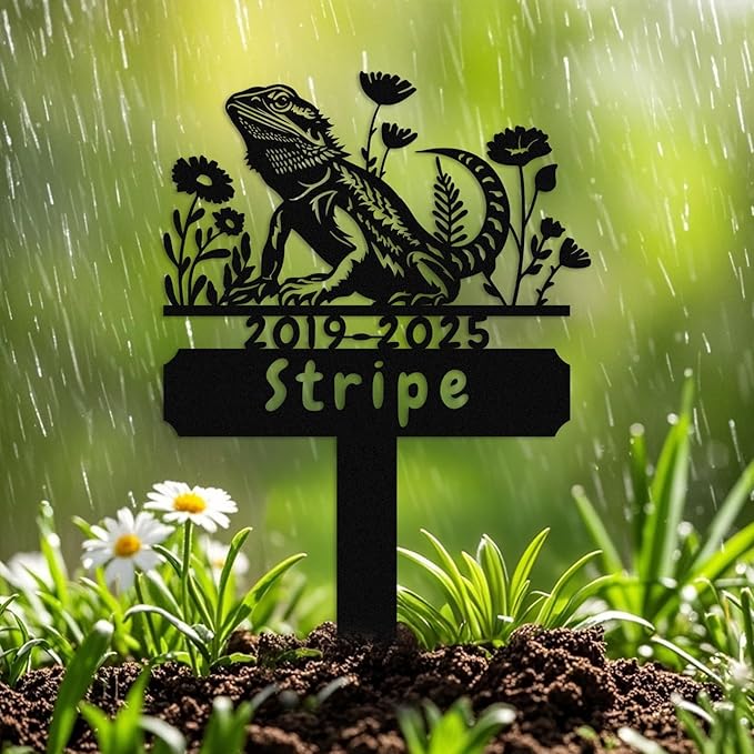 Custom Lizard Grave Marker,Personalized Pet Gecko Memorial Garden Stake,Pet Memorial Gift,Remembrance Stake,Loss of Lizard Gecko Iguana,Sympathy Sign Lizard 12inch