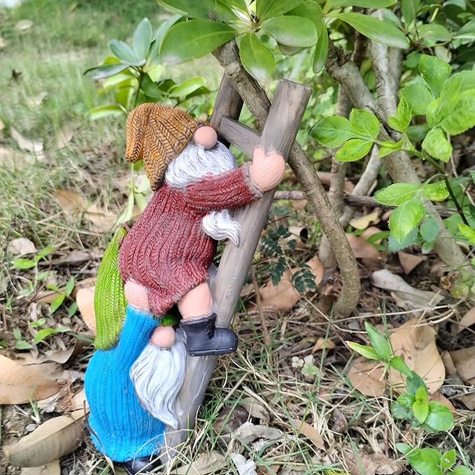 Funny Climbing Ladder Gnome Tree Hugger Decor, Garden Sculpture Decoration Elf Out The Door, Yard Ornament Resin Statue Outdoor Decor for Patio Lawn