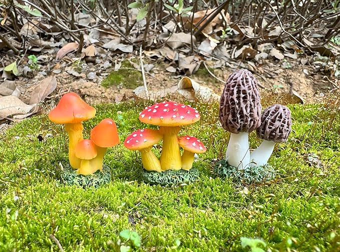 Mini Mushroom House Set - 4pcs Miniature Houses and 3pcs Mini Mushrooms for Fairy Gardens, Micro Landscapes, Moss Decorations (Mushroom House)
